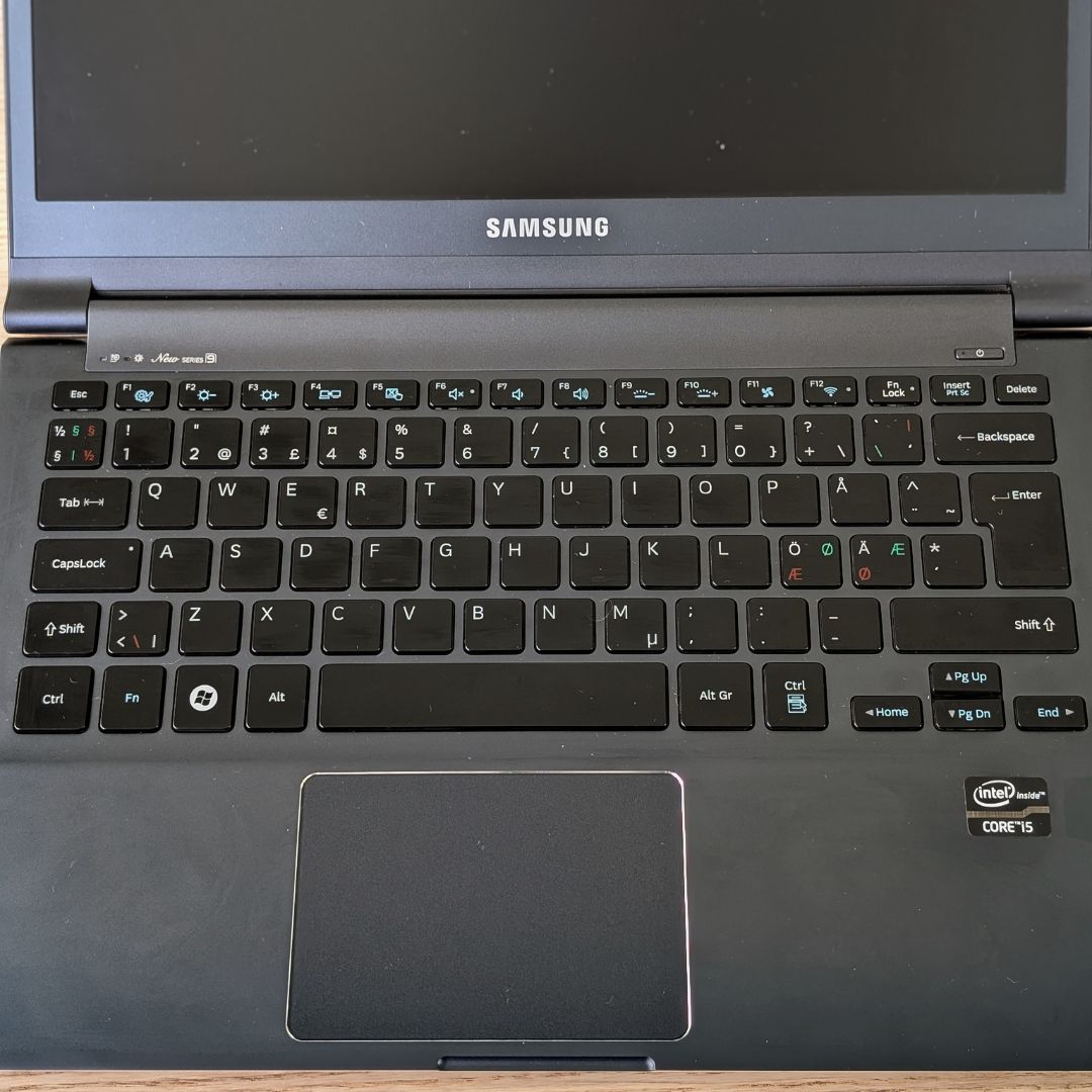 Refurbished Samsung Series 9 Ultrabook - NP900X3C | Core i5