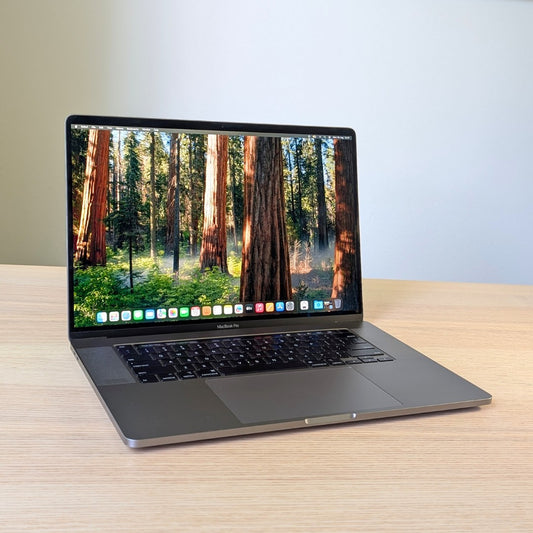 Used MacBook Pro 16" (2019) Core i7 2.6 GHz with NEW BATTERY