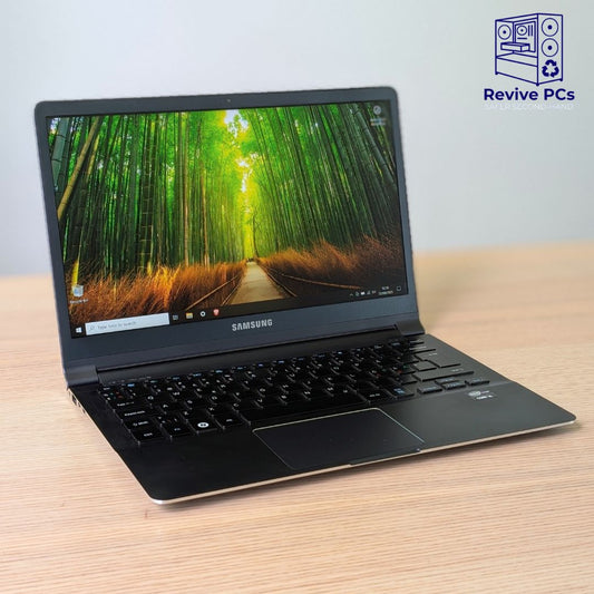 Refurbished Samsung Series 9 Ultrabook - NP900X3C | Core i5