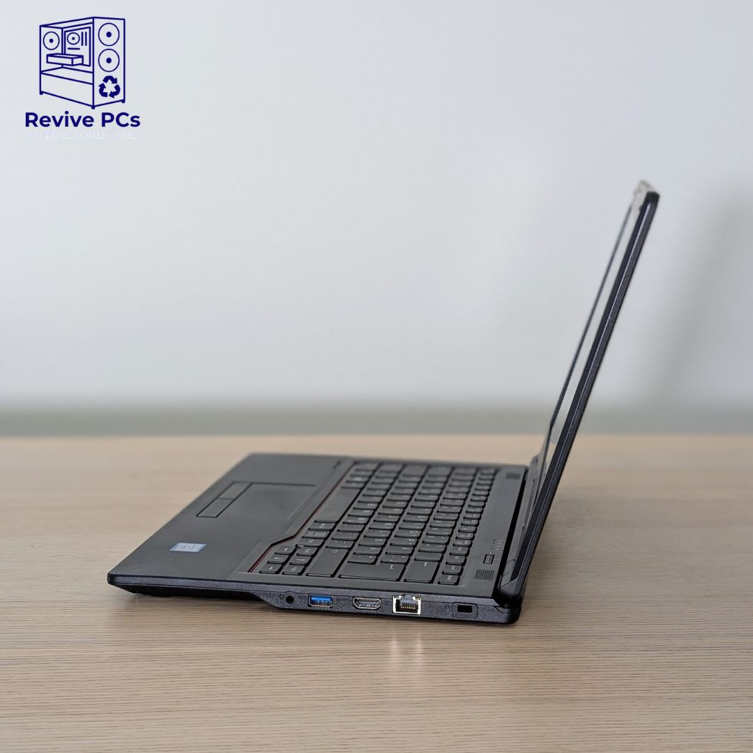 Fujitsu Lifebook E549 | i5-8265U / 16GB RAM / 250GB SSD / NEW BATTERY + Dock Included!