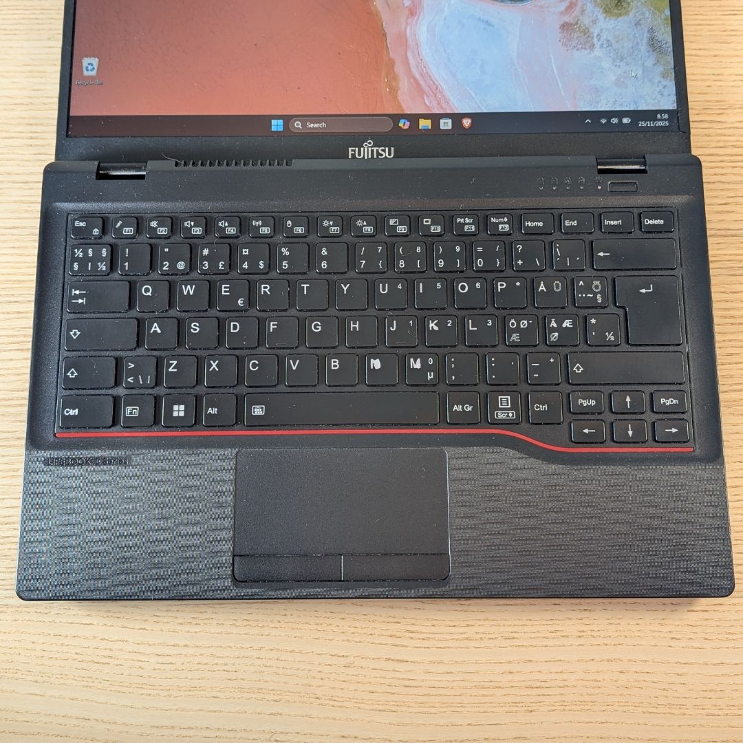 Fujitsu E5412A | Ryzen 5 Pro 5675U | NEW BATTERY + WARRANTY