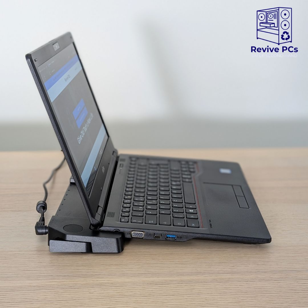Fujitsu Lifebook E549 | i5-8265U / 16GB RAM / 250GB SSD / NEW BATTERY + Dock Included!